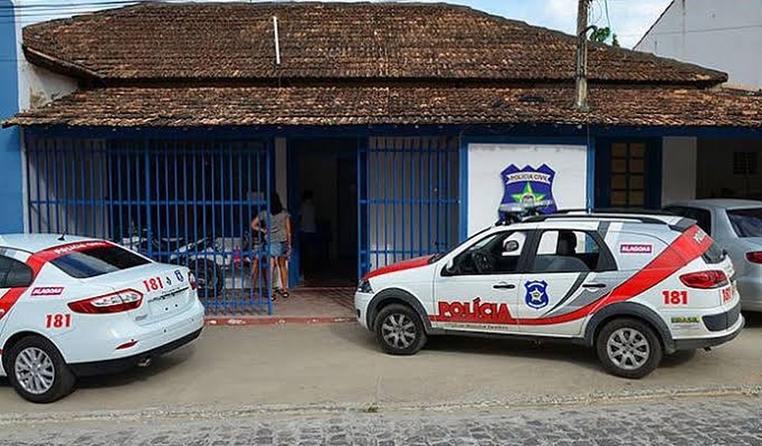 Criminosos assaltam R$ 2.200 de segurança de empresa, em Alagoas