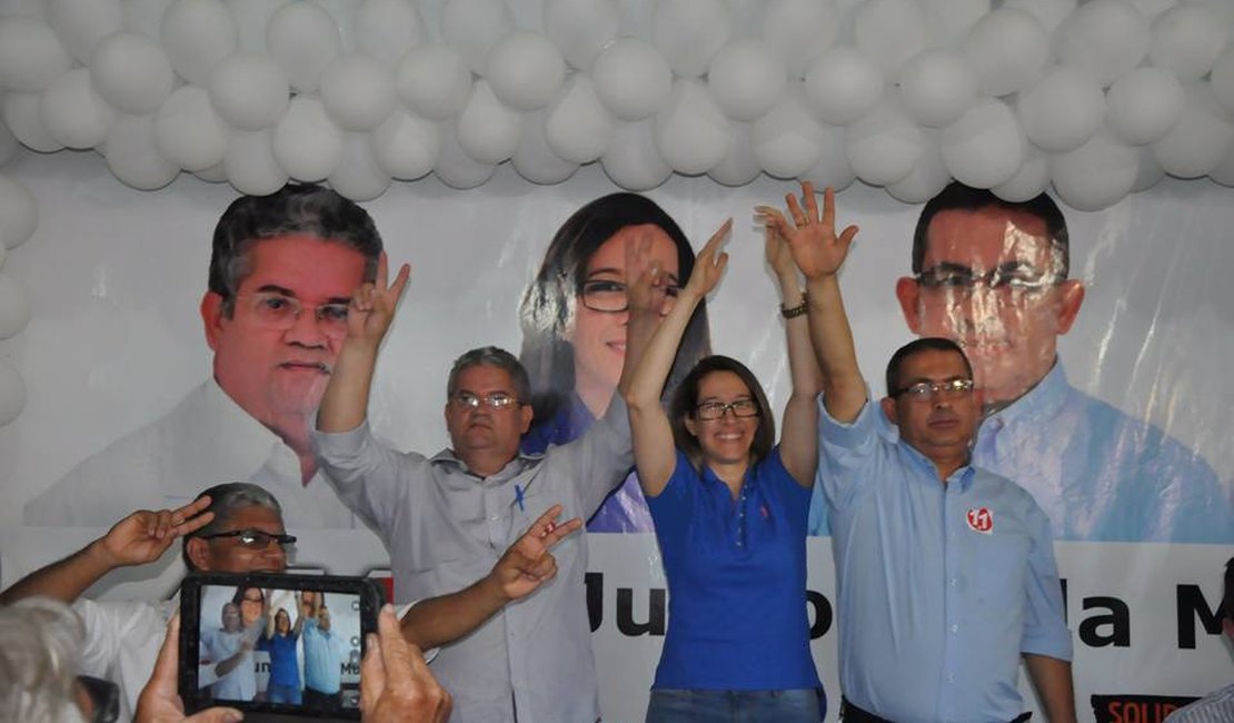 Bastidores: prefeita de Lagoa da Canoa pode perder o mandato