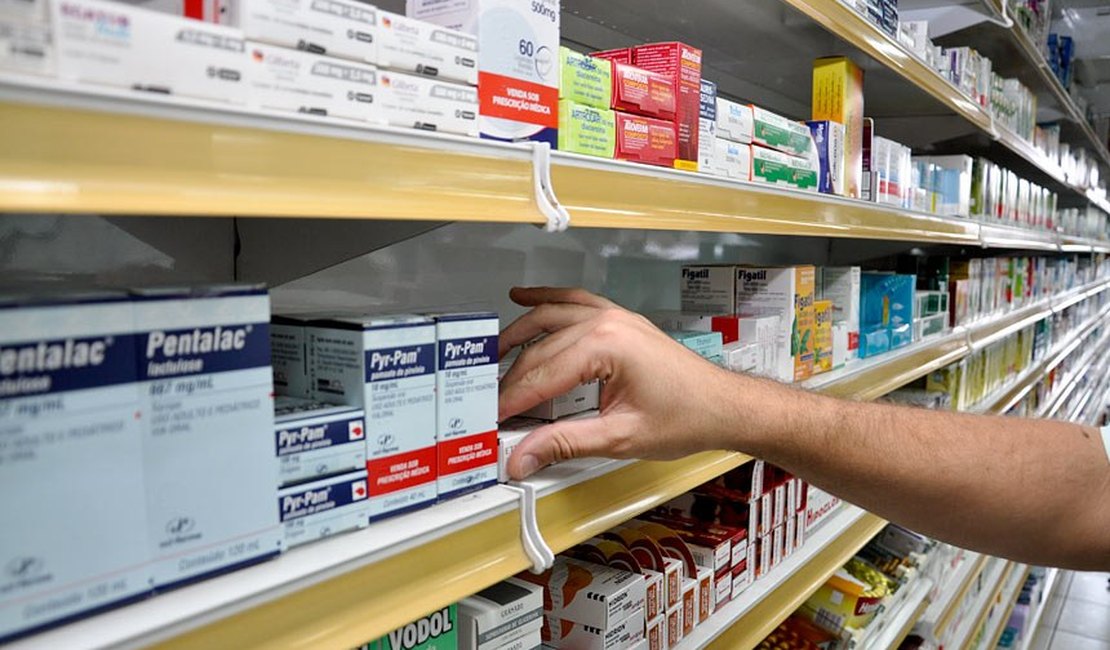 PEC objetiva reduzir custo de remédios para população de baixa renda