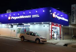 Farmácia Pague Menos é assaltada por dois homens no Centro de Arapiraca