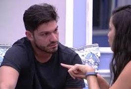 'BBB 17': Mayla desabafa sobre alagoano Luiz Felipe: 'Não é homem'