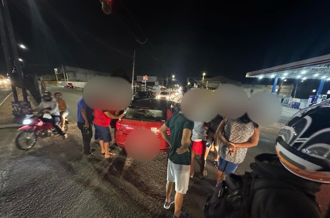 Colisão entre carro de moto deixa dois feridos na AL220, em Arapiraca