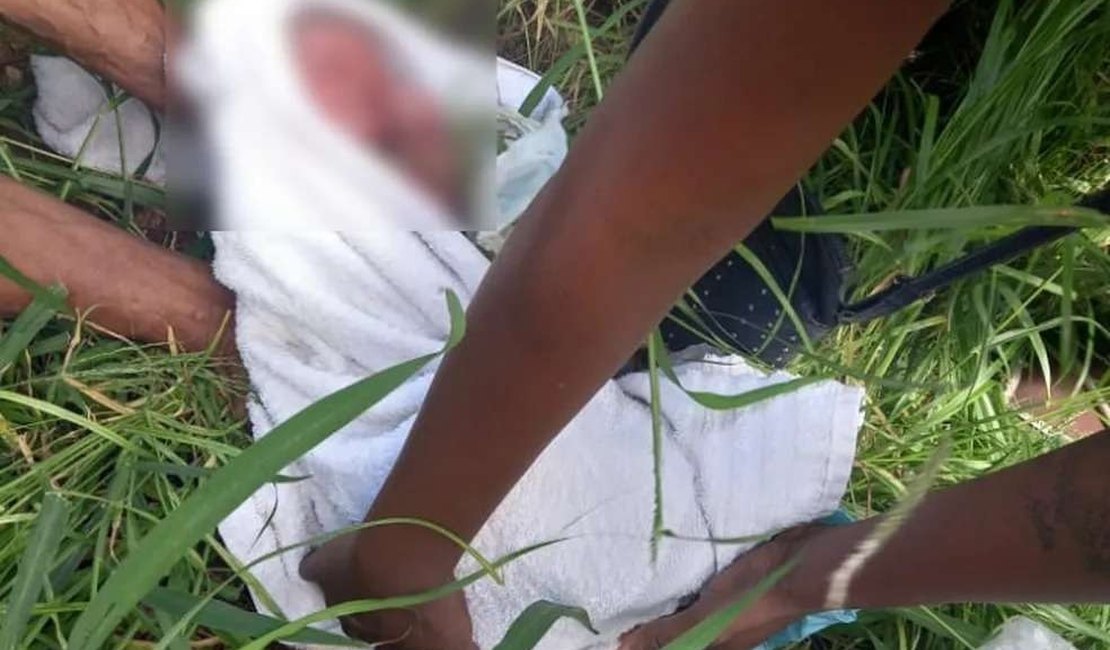 Bebê de 7 meses é encontrado abandonado em matagal, em Palmeira dos Índios