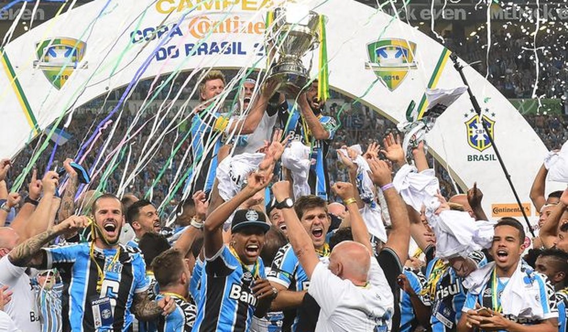 Grêmio encerra jejum de 15 anos e vira o maior campeão da Copa do Brasil
