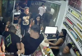 Homem é esfaqueado durante confusão em loja de conveniência, em Maragogi
