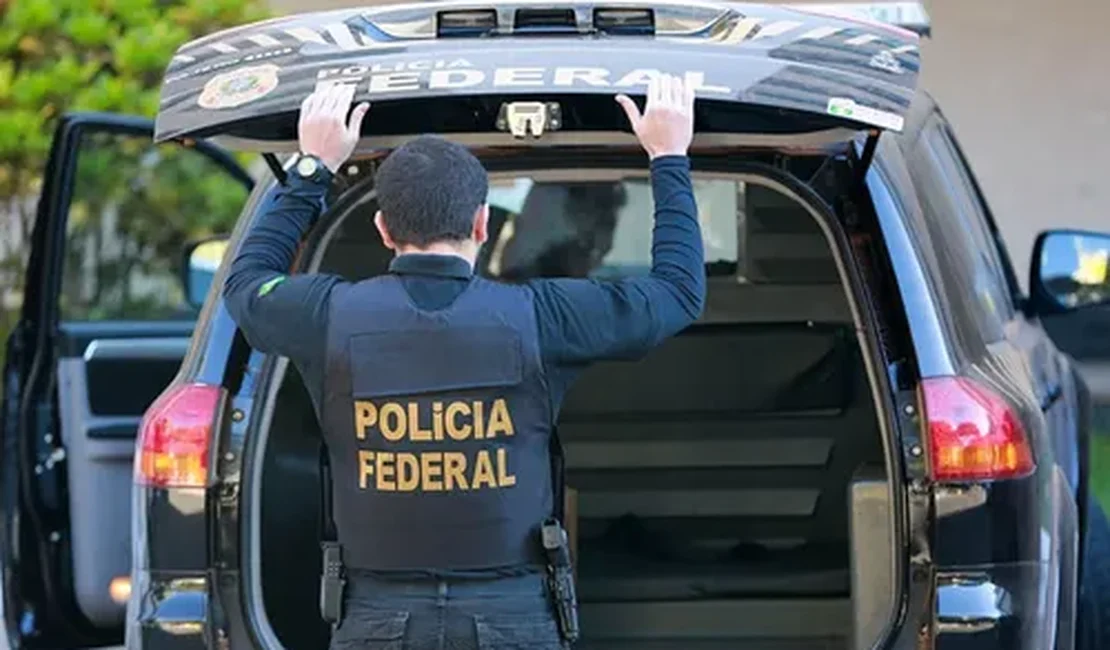 PF prende homem por usar celular com IA para tentar fraudar prova da OAB