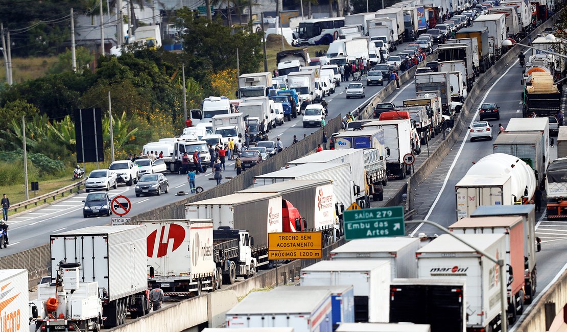 Justiça Federal proíbe bloqueio de caminhoneiros em rodovias federais de Alagoas