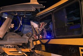 MP devolve à Polícia Civil inquérito de acidente envolvendo dois ônibus escolares no Agreste