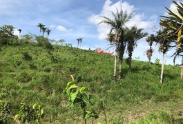 Homem fica ferido ao cair durante prática de parapente, em Tanque D'Arca