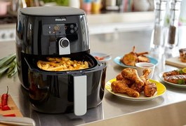 Os 7 alimentos que você nunca deve cozinhar na air fryer, segundo especialistas