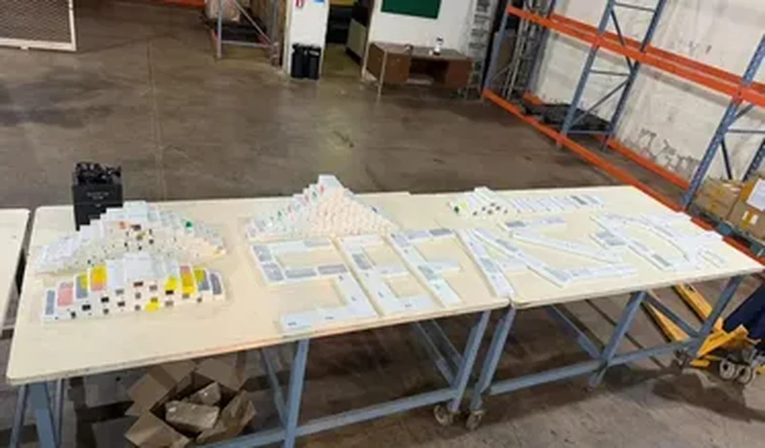 Carga com mais de 200 iPhones é apreendida pela Receita