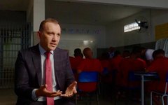 Juiz Alexandre Machado, idealizador do projeto, durante gravação do documentário