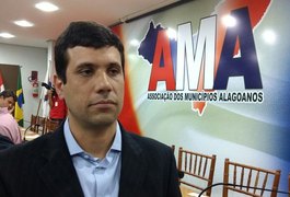 Prefeito de Cacimbinhas, AL, é eleito novo presidente da AMA