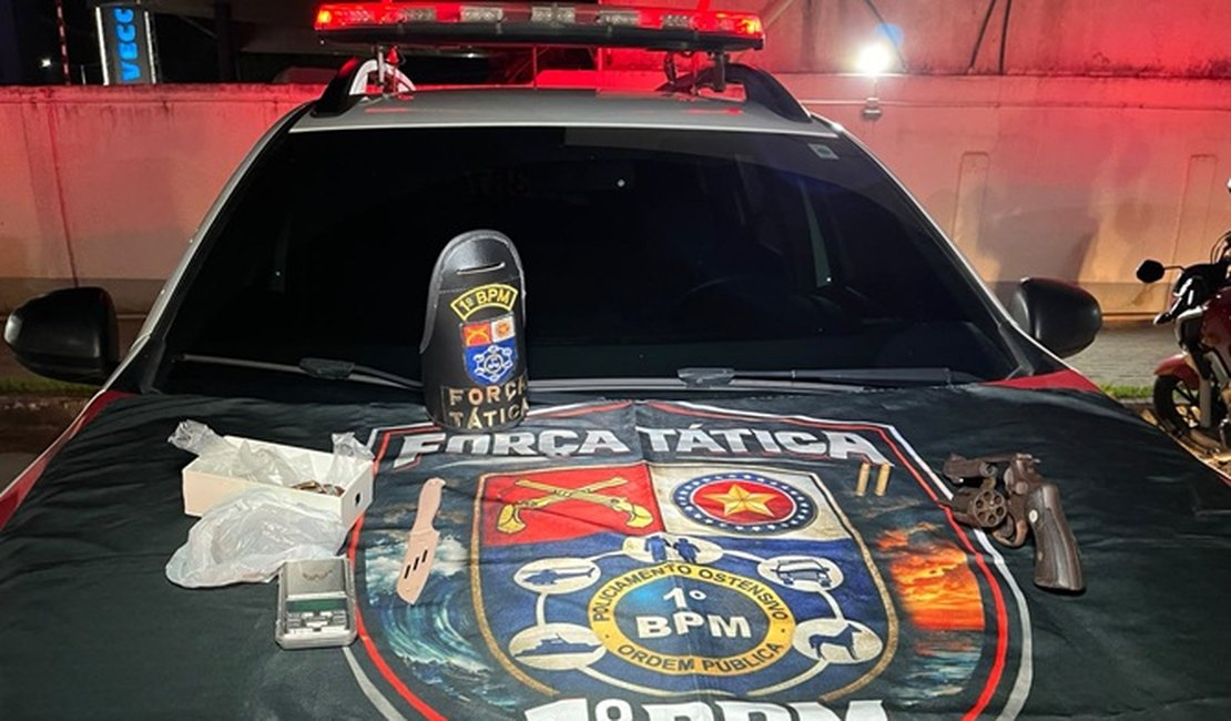 Policiais militares prendem homem com arma de fogo e drogas no Vergel do Lago