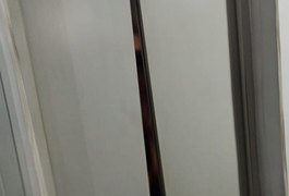 Elevador de prédio despenca e deixa feridos, em Maceió