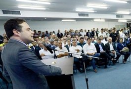 Prefeita Célia elogia o programa de esgotamento sanitário do governo
