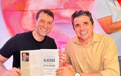 Odilon prestigia lançamento de livro de Daniel Barbosa