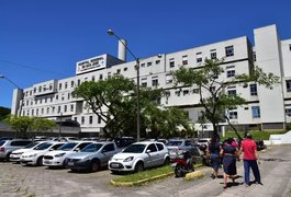 Idosa é encontrada viva em necrotério após ser dada como morta por hospital de SC