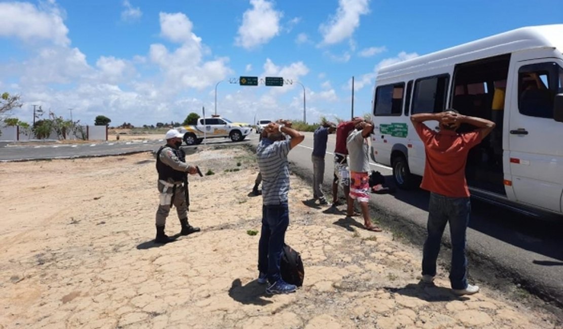 Roubos a ônibus intermunicipais diminuem 75% em Alagoas