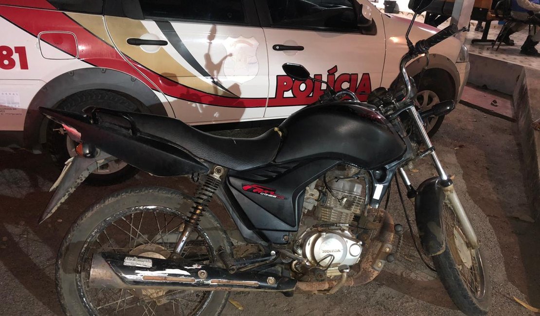 Militares encontram moto roubada em Girau do Ponciano