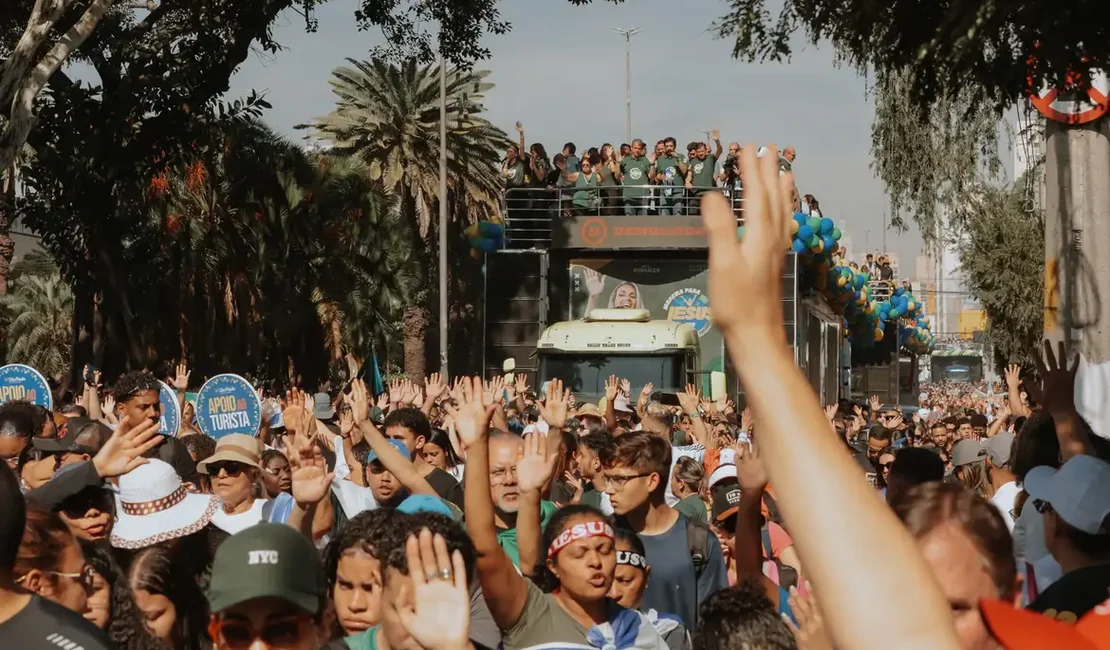 Marcha para Jesus reúne público evangélico em São Paulo