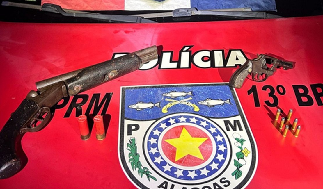 13° Batalhão prende dois homens por porte ilegal de arma na Grota do Macaco
