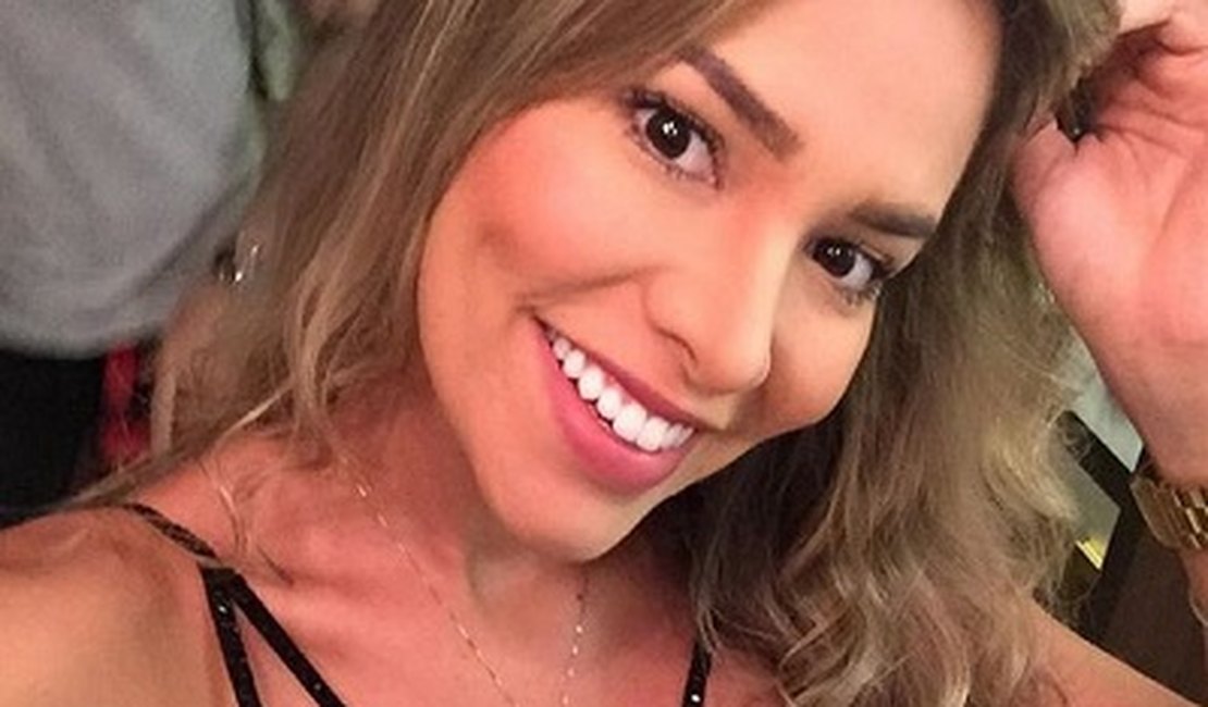 Ex-BBB Rodrigão brinca com Adriana: 'Tá meio gorda, mas está bonita'