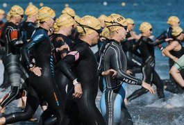 Dois atletas morrem durante prova do Mundial de triatlo na Espanha