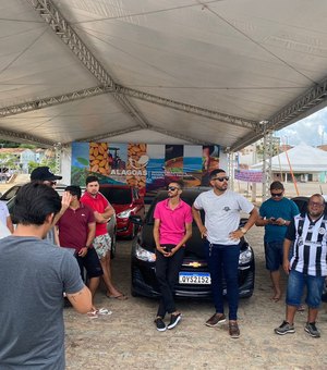 'A gente precisa de segurança': Motoristas de aplicativo fazem protesto em Arapiraca após crime em Craíbas