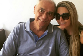 Rezende está internado com quadro grave de pneumonia e namorada pede: ‘Cuida de quem não posso'
