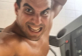André Marques posta foto no Instagram e ganha elogios: 'Tá gostoso'