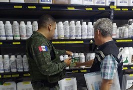 FPI fiscaliza venda de agrotóxicos sem receituários agronômicos em Delmiro Gouveia