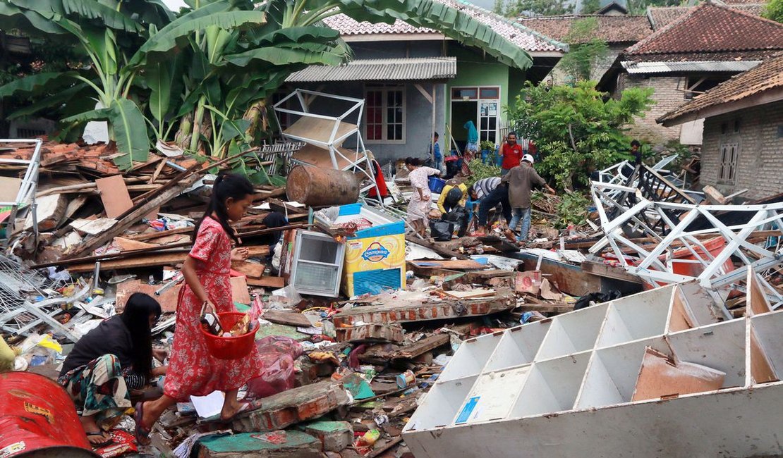 Sob risco de segundo tsunami, Indonésia está em alerta