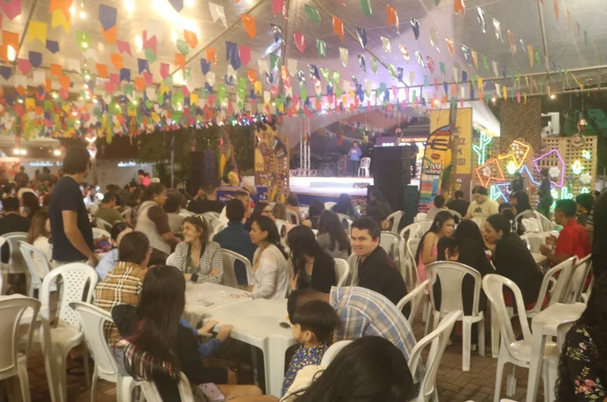 VÍDEO: Público lota Mercado do Artesanato no último dia da 3ª edição do Festival do Cuscuz