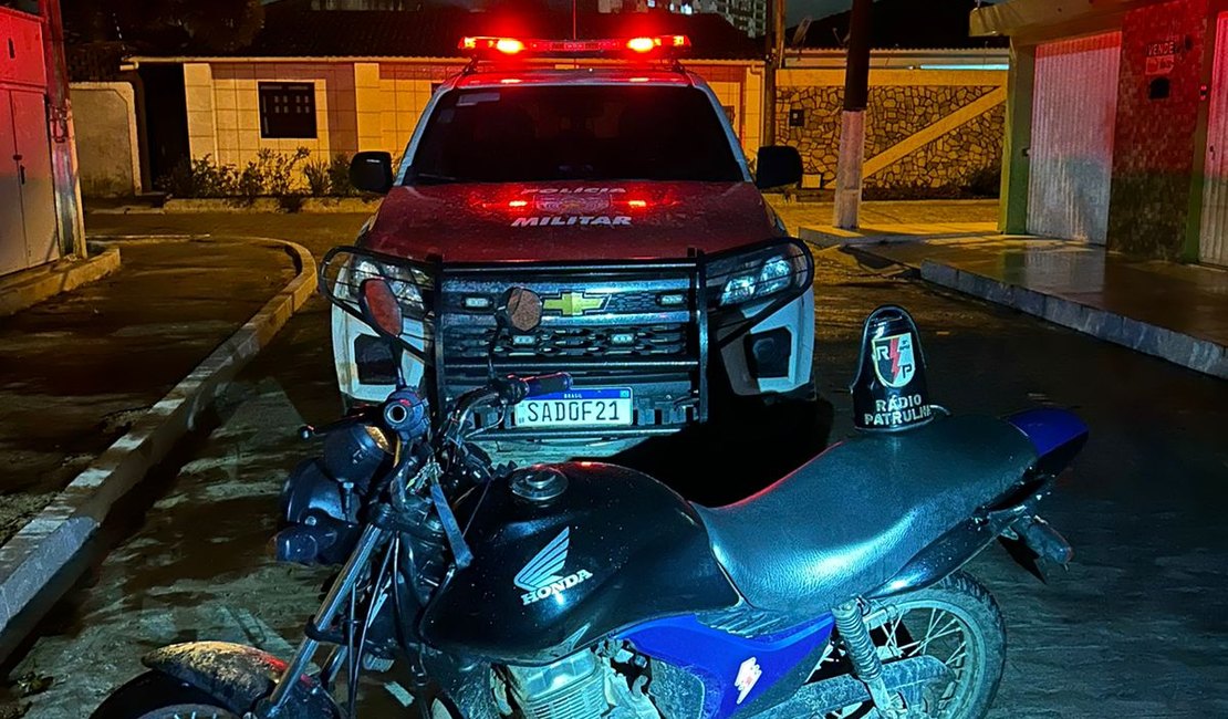 Moto roubada por dupla na porta da casa de vítima é recuperada por policiais do 3° BPM em Arapiraca