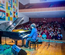 Festival de Música de Penedo é encerrado com desfile de bandas, grupo afro, Orquestra da Ufal e concerto de piano