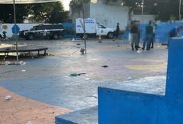 Festa em praça na parte alta de Maceió termina com homem morto a tiros e outro ferido