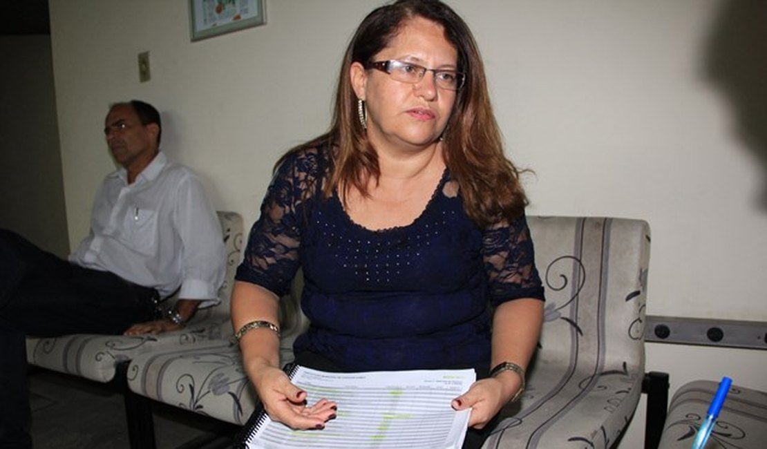 Em crise financeira, Prefeitura de Joaquim Gomes exonera todos os cargos comissionados