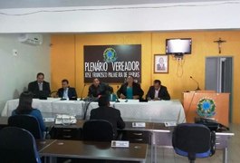 Vereadores quebram cadeado e realizam eleição-relâmpago em Traipu