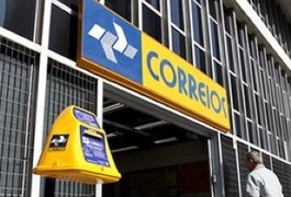 Juiz manda Correios devolverem auxílio descontado de grevistas