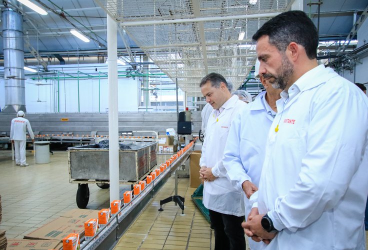 Paulo Dantas visita Sococo e ressalta importância da empresa para a economia alagoana