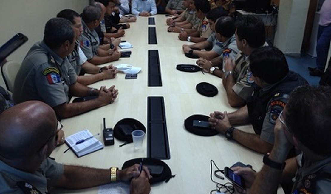 Secretário de Defesa Social reúne comandantes de unidades para traçar estratégias operacionais