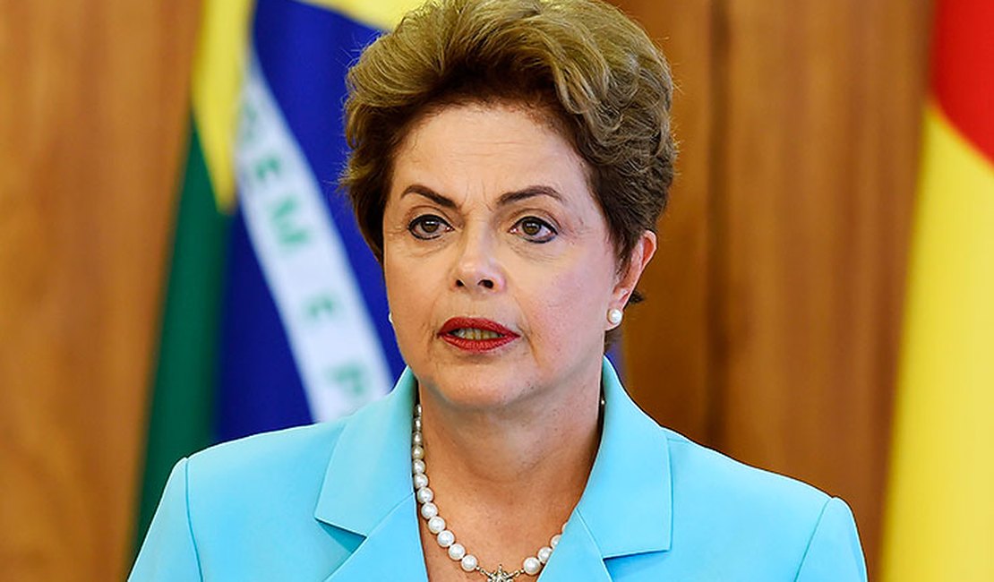 TCU propõe bloqueio de bens de Dilma e ex-integrantes de conselho da Petrobras