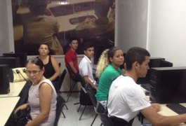 Prefeitura contempla 180 jovens com curso de inclusão digital