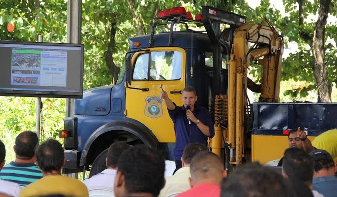 PRF realiza leilão de veículos apreendidos em Alagoas