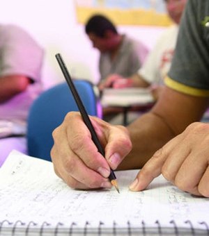 Parceria disponibiliza 120 vagas em cursos profissionalizantes, em Arapiraca