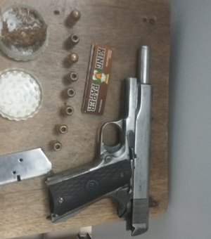 Maconha, munições e uma arma são apreendidas durante prisão em Jaramataia, AL