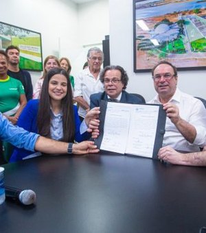 Deputado Daniel Barbosa e prefeito de Arapiraca anunciam Conservatório Municipal de Música