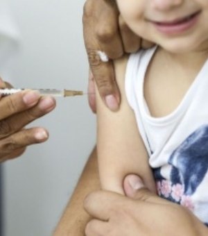 Anvisa reduz exigências e simplifica registro para vacinas contra a Covid-19