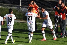 Dos 30 jogadores pretendidos por Vica, ASA conta agora com 17